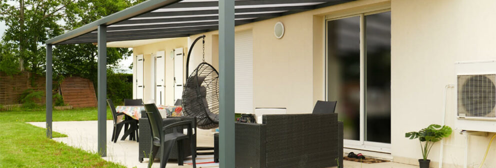 Pergola couvrant une terrasse