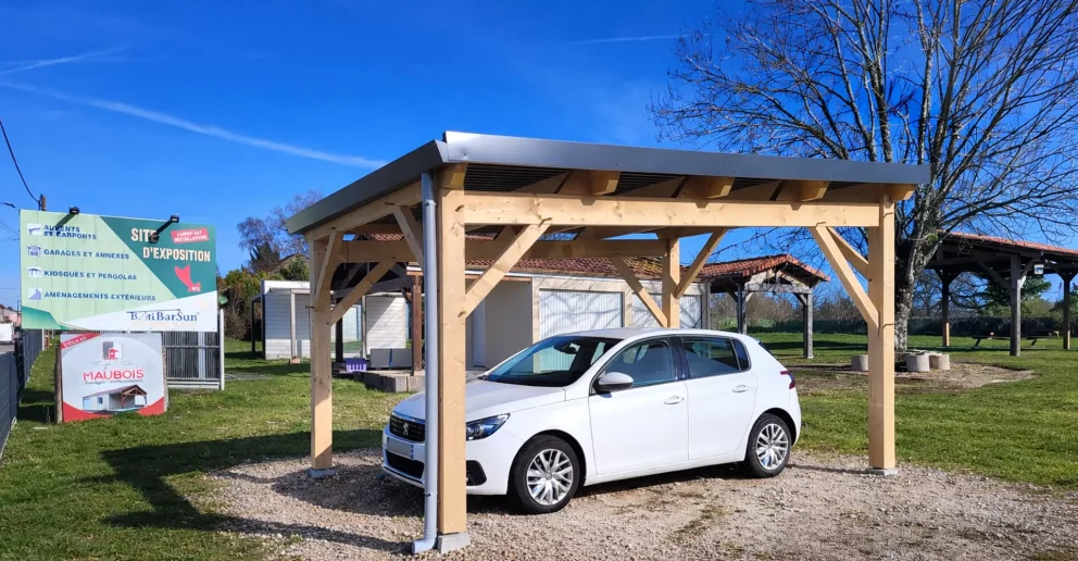 Carport bois, indépendant. 1 place. Toit plat - BBS